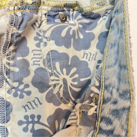 Lilu Denim Distressed Cut Off Blue Jean Paisley Shorts Juniors 7 - Picture 6 of 7